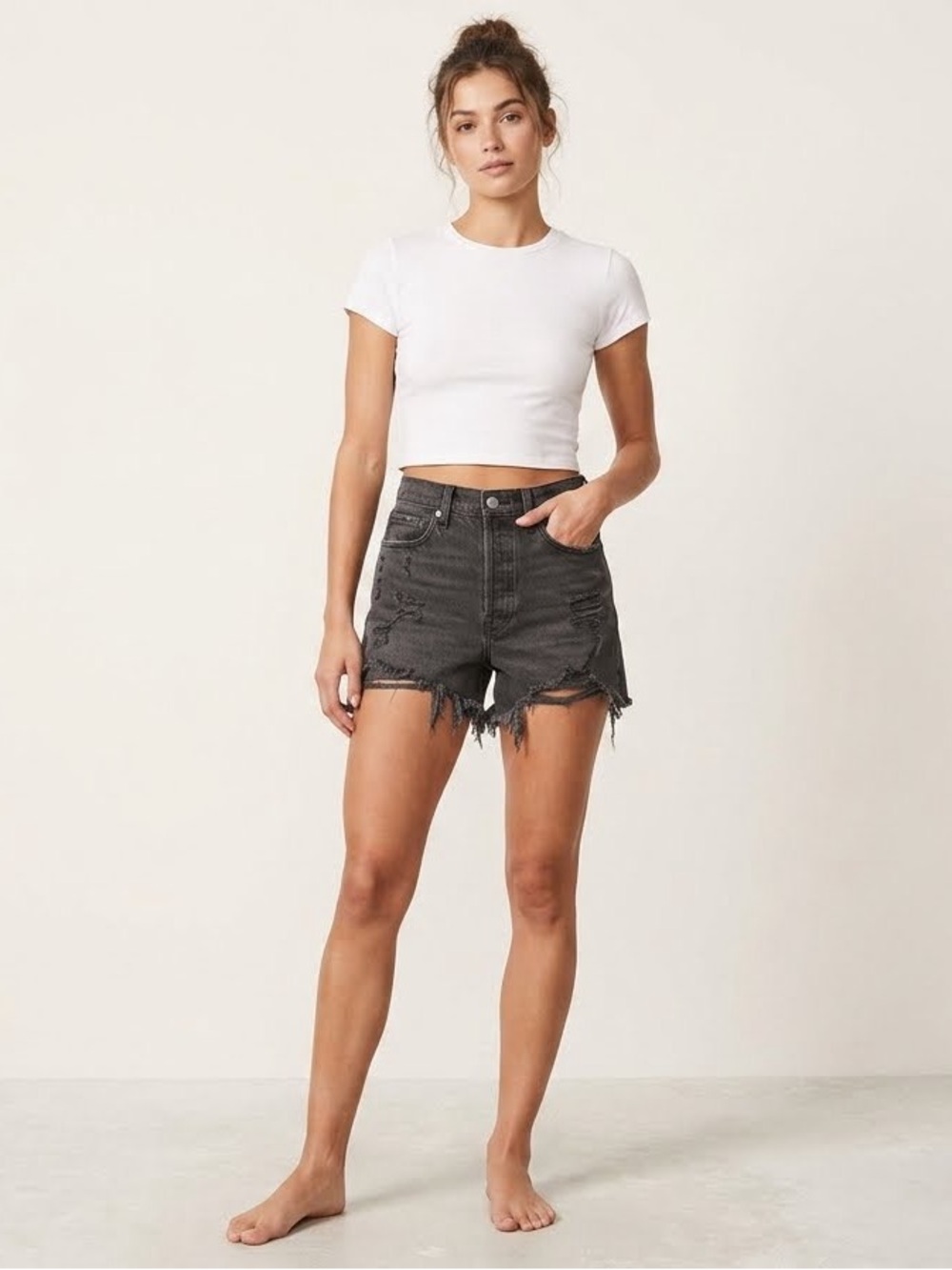 Good American Bombshell Shorts Black High Rise Distressed Denim Button Fly 4/27